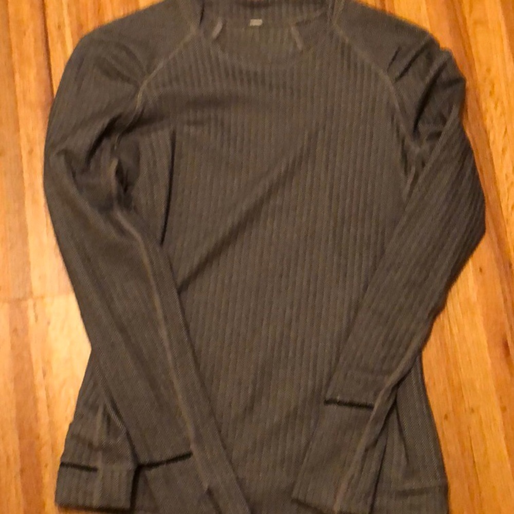 Lululemon long sleeve pull over